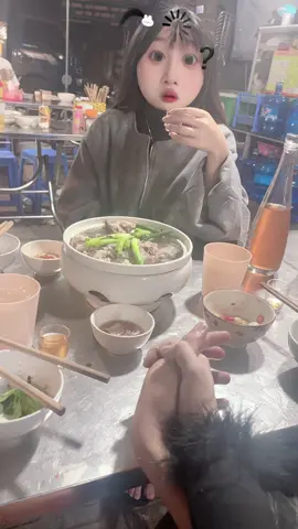 Ủa. Quên tui còn độc thân đó#chitom 