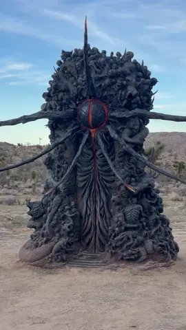 Pretty cool what u can find in this desert 