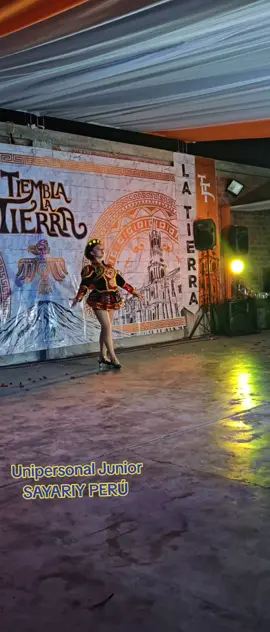 Tiembla la tierra 2025.. #sayariyperu #caporales #concursocaporales #peru🇵🇪 #caporalita @AC SAYARIY PERÚ 