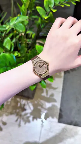 Nâu tây tone da và lấp lánh lắm ạ 😍🤎#xuhuong2025 #watch #donghodep #donghonu #nghiendongho 