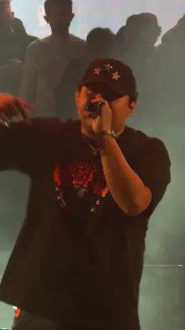 Así son los guitarrazos! Suben músicos a cantar los clásicos! #guitarrazos #regionalmexicano 