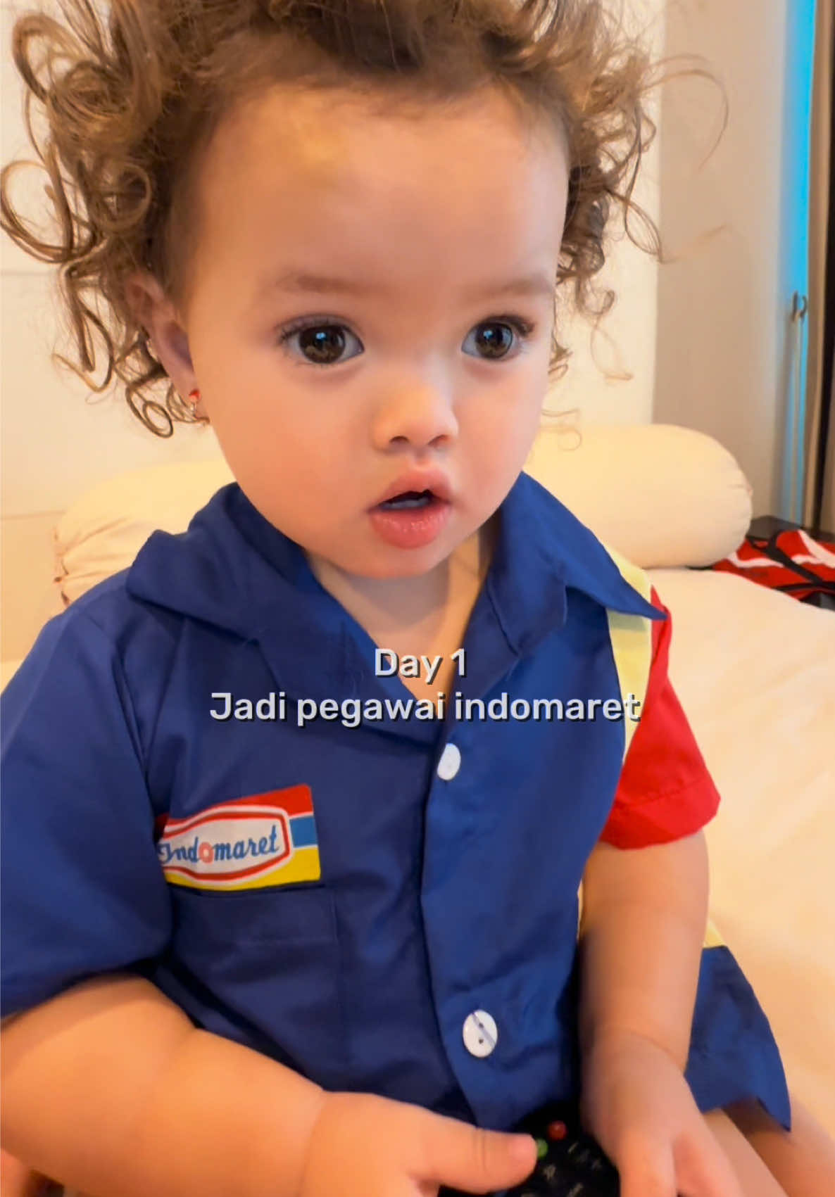 Jadi proyek ontyeh anisah dulu ya briel 😂 #briella 