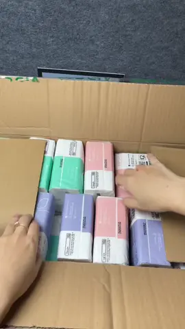 Nghe em, săn 1 thùng xài tiết kiệm dữ lắm, đỡ phải mua lẻ nó mắc #giayan #giayantopgia #giayansieudai #khangiay #khangiayrut #xuhuong #thanhhoai22003 