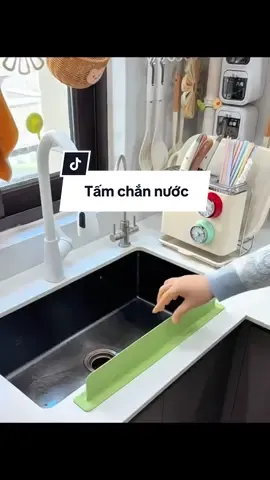 Tấm chắn nước #giadung #giadungtienich #dodungthongminh 