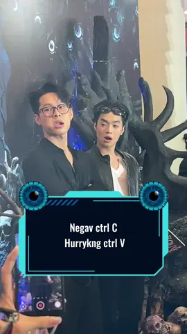 Anh trai Negav và Anh trai Hurrykng như xài chung hệ điều hành, giống nhau đến thế là cùng tại thảm đỏ ra mắt phim Hoàng tử quỷ #saosiêutốc #Hurrykng #Negav #AnhTúAtus #HoàngTửQuỷ 