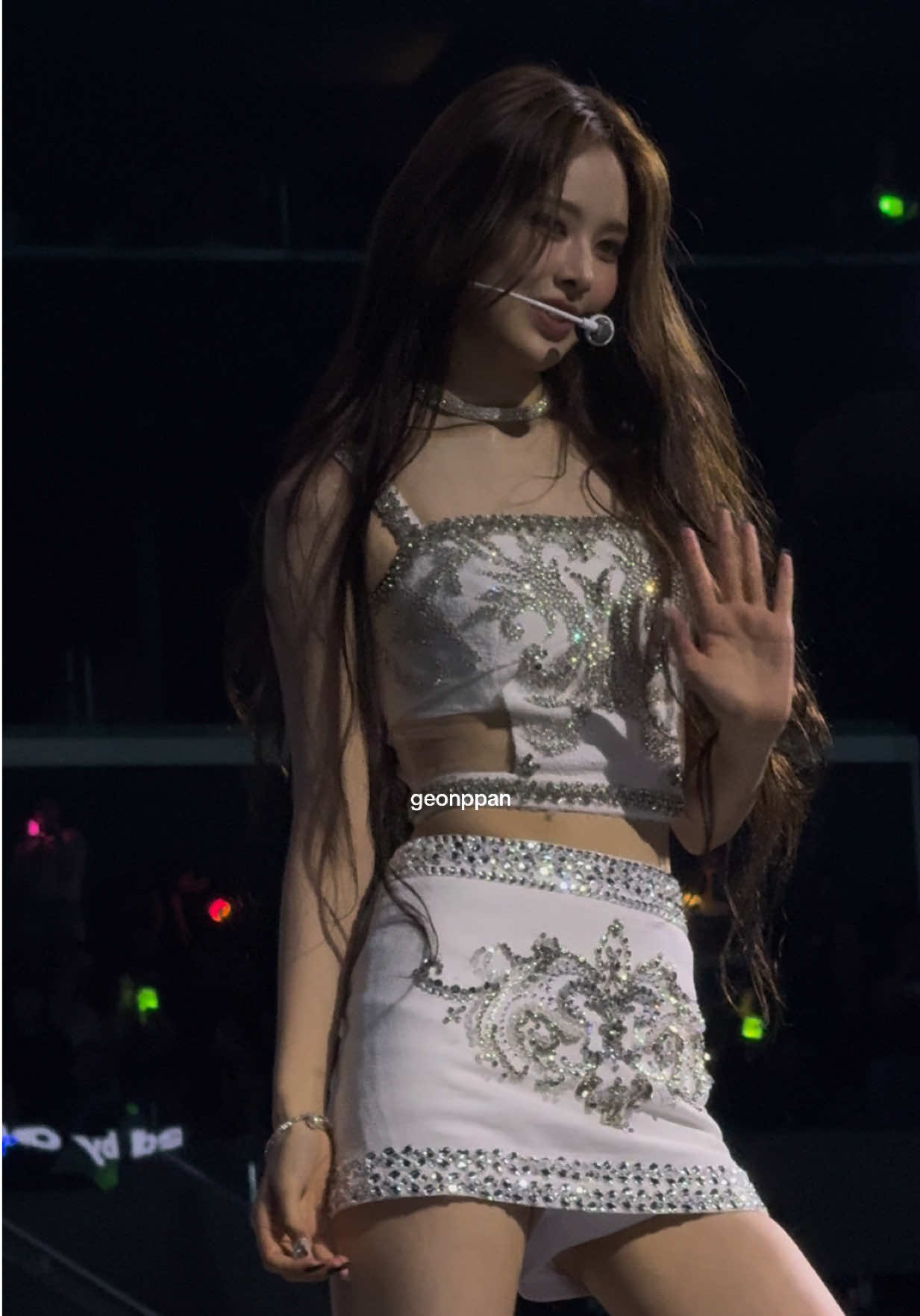 gorgeous gorgeous girllll🥹 #JEEMIN #IZNA #이즈나 #방지민 @izna (이즈나) 