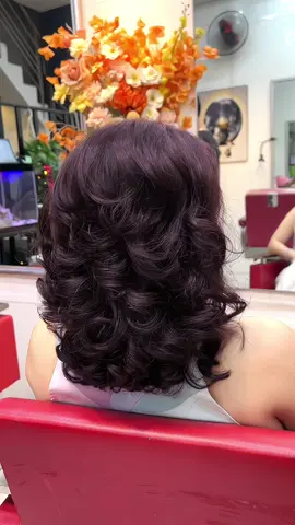 #uốn xoăn bung tóc lỡ cho ce trung niên,bồng bềnh chanh xả diện noel tết đến nhé😍