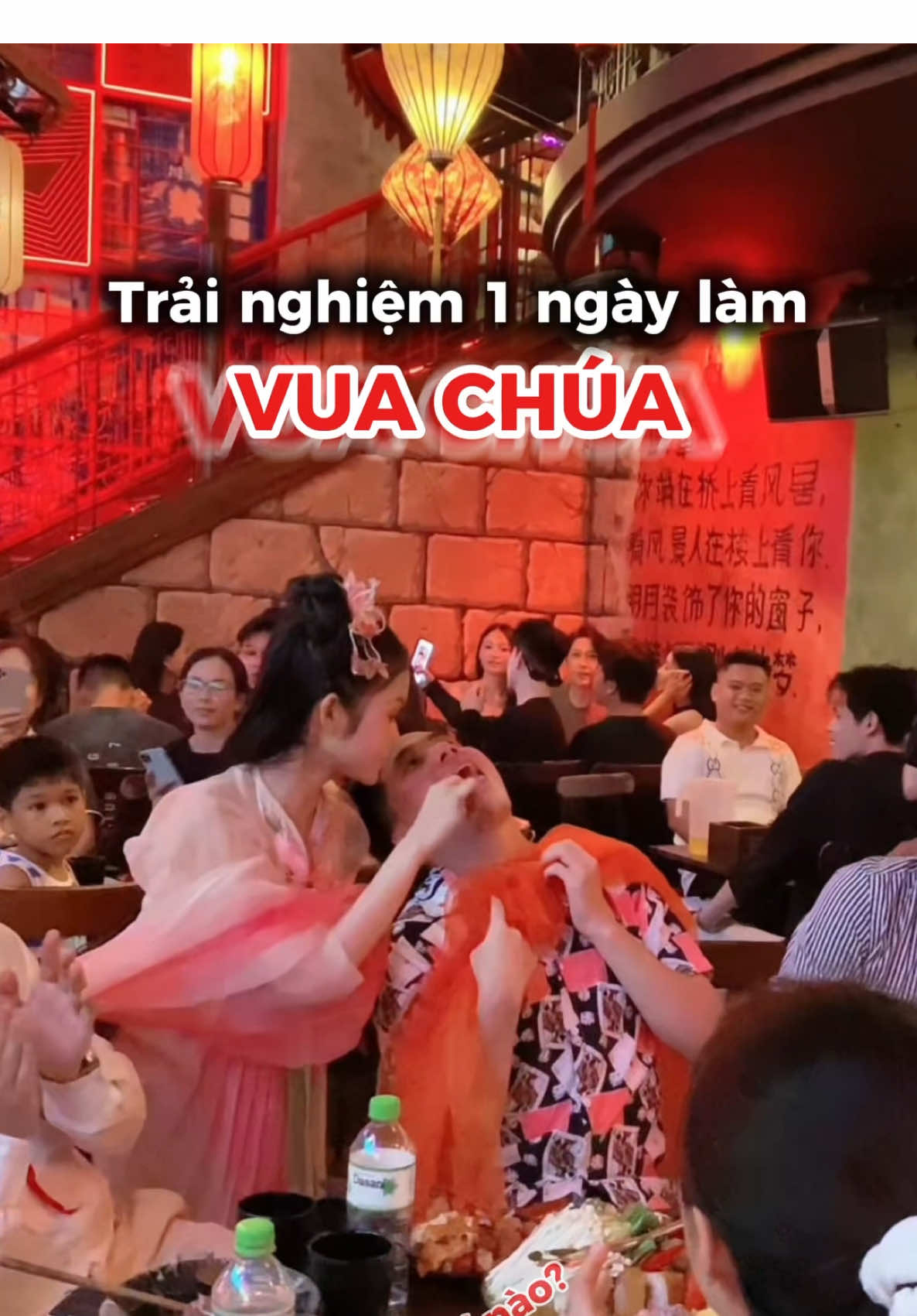 Trải nghiệm 1 ngày làm vua chúa tại Quán Nhỏ sẽ như thế nàooooo 🤩 #QuanNho #vtmgr 