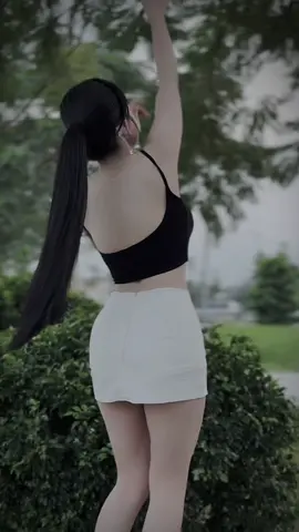 Khi bạn biết hạ cái Tôi của mình xuống để kiếm tiền,thì bạn đã biết sự quan trọng của đồng tiền. Nhưng khi bạn bỏ ra đồng tiền để lấy lại cái Tôi,thì chúc mừng bạn,bạn đã thành công.