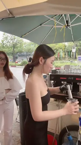 Nay trời khó chịu ghê @T.Smile Thảo #mycoffee #capcut #tiktok #fyp #viral 