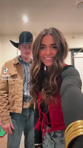 In honor of Christmas break coming soon here’s one of my favorite fails of me and Jake… it’s crazy to think this was already a year ago!!!🥹🥹  @Jcicur_18 I love and miss you babeeeeeeee