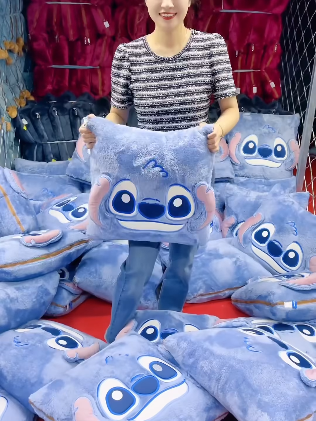 Chăn gối 2 trong 1