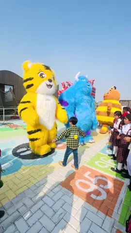 Greeting with character #foryoupage #foryou #trending #fyp #unfrezzmyaccount 