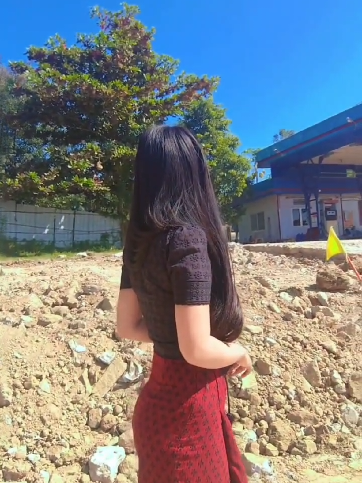 #မြို့သူတော့မဟုတ်ပါဘူးတောသူပါရှင့် #ချစ်စရာလေးမလား🙈 #မျက်စိမနောက်ကြေး😂😂 