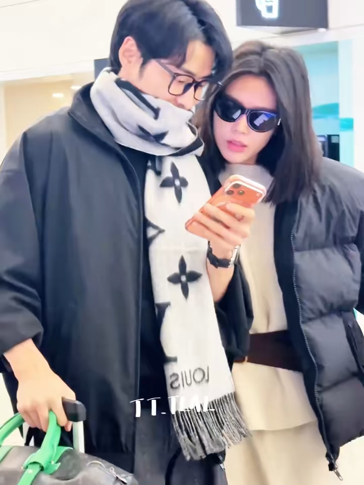 Cặp đôi Tào Thiên Khải x Tiết Tử Kỳ 03.12.2025 #diễnviên #dienvienphimngantrungquoc #GiảiTrí #fpyシviral #Dienvienphimngan #cặpđôi