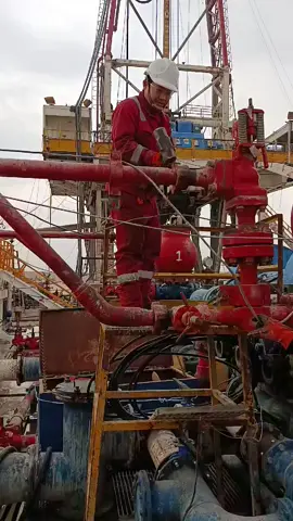 #الشعب_الصيني_ماله_حل😂😂 #مشاهير_تيك_توك #foryou #fyp #oilpainting 