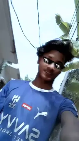 আমার কথা একটাই যে আমাকে পছন্দ করে না তার পিছে আমি ফিরেও তাকাই না