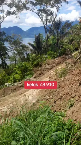 mudah2an sore ini udh bisa lewat khusus motor roda dua aj..#maninjau#kelok2