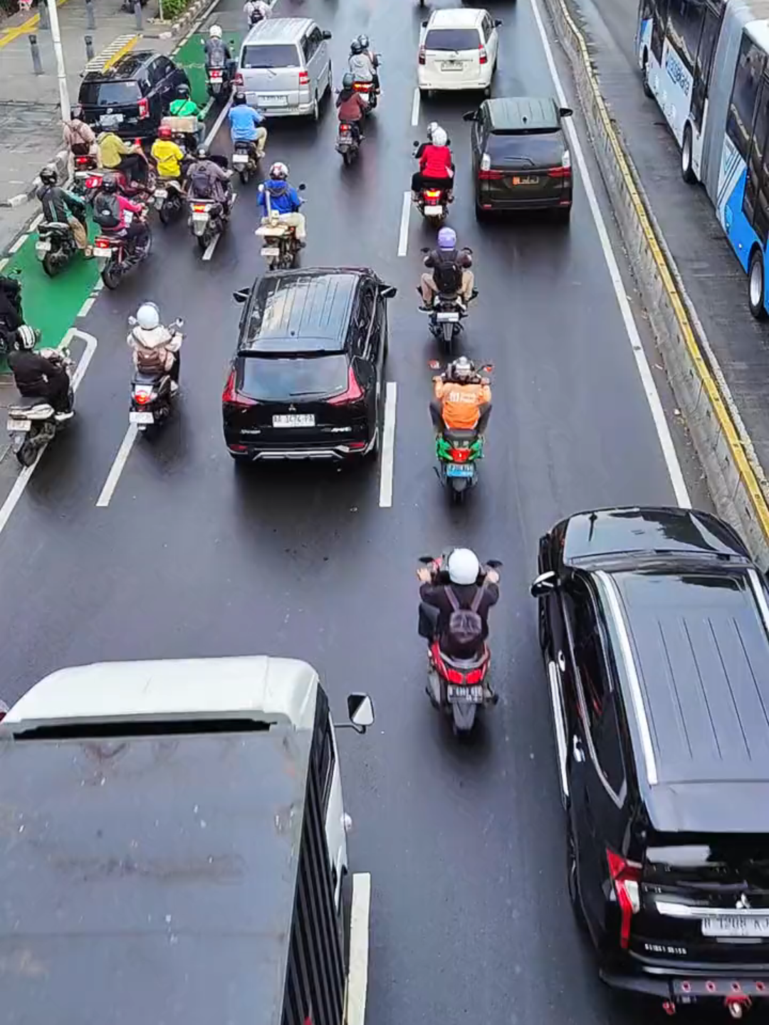 Kramat raya jakarta setelah hujan videonya di izinkan untuk penggunaan ulang silahkan 👍🙏#fyp #trending #viral #jakarta #JalanJalan #tiktoktravel