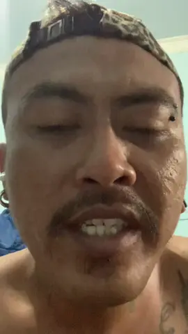 Cangkeme tulung di sandali 