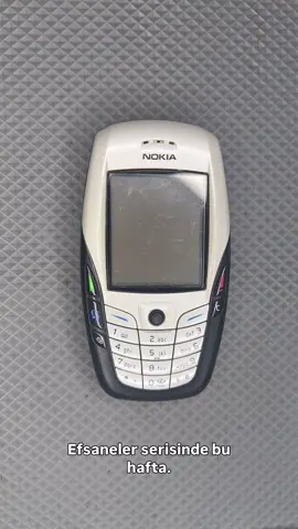Efsaneler serisi Nokia 6600 Ekranınız mı kırıldı? Şarjınızda sorun mu yaşıyorsunuz? Biz geldik tamir ettik teslim ettik. Sizinde bu tarz sorunlarınız varsa iletişime geçebilirsiniz. #nostajitelefon #tamir #telefon #retro #trending 