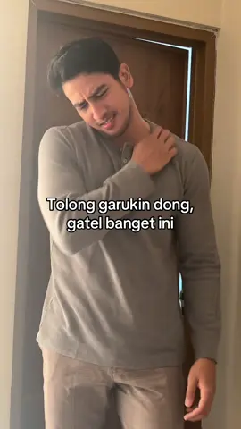 Yang pojok kiri atas ya, deket stasiun