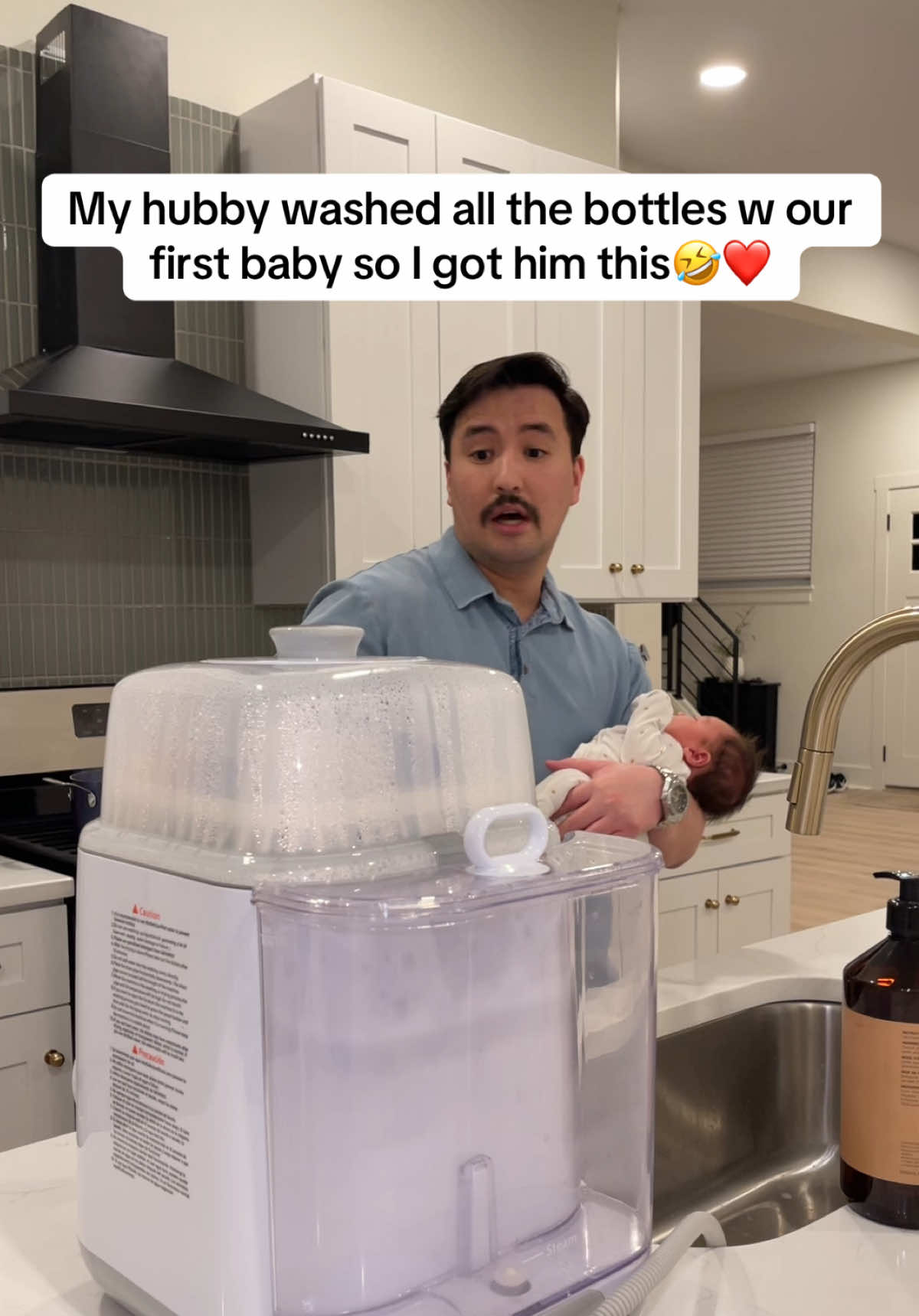 As he said washing/sanitizing bottles and pump parts is TEDIOUS! 🤣 Totally was worth it to get this Grownsy All-in-one bottle washer!😳😍 #grownsybottlewasher #grownsyallinonebottlewasher #allinonebottlewasher #bottlewasher #bottlewashingmachine 