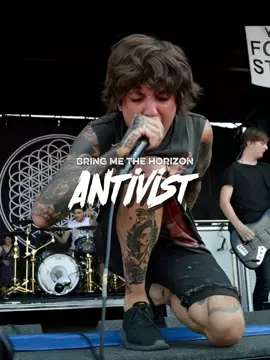 open this fucking place up 🔥🔥🔥 . 🎵 @BRING ME THE HORIZON  Song : Antivist  Rock Am Ring 2013 . #sempiternal #antivist #treviestantoz #olisykes  #bmth            