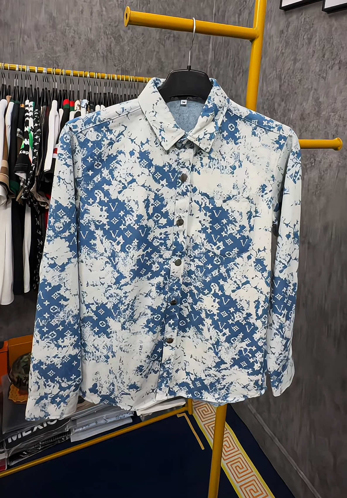 Sơ Mi Jean Của Thầy HHH hàng nét 🛍️🛍️ #xuhuong #somi #aosominam #aosomidaitay 