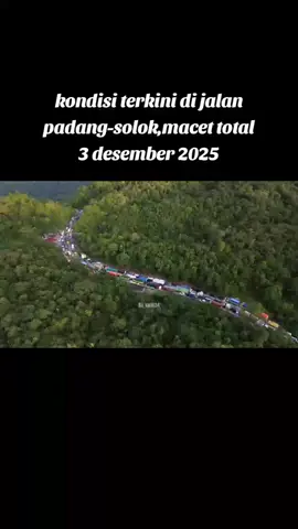 kondisi terkini arus lalu lintas padang - solok terlihat padat! tetap hati-hati untuk dunsanak minang rancak yang melewati,jaga keselamatan selalu@ra_fadlil24#jalanpadangsolok #sitinjaulauik #macet #minangrancak #fyp 