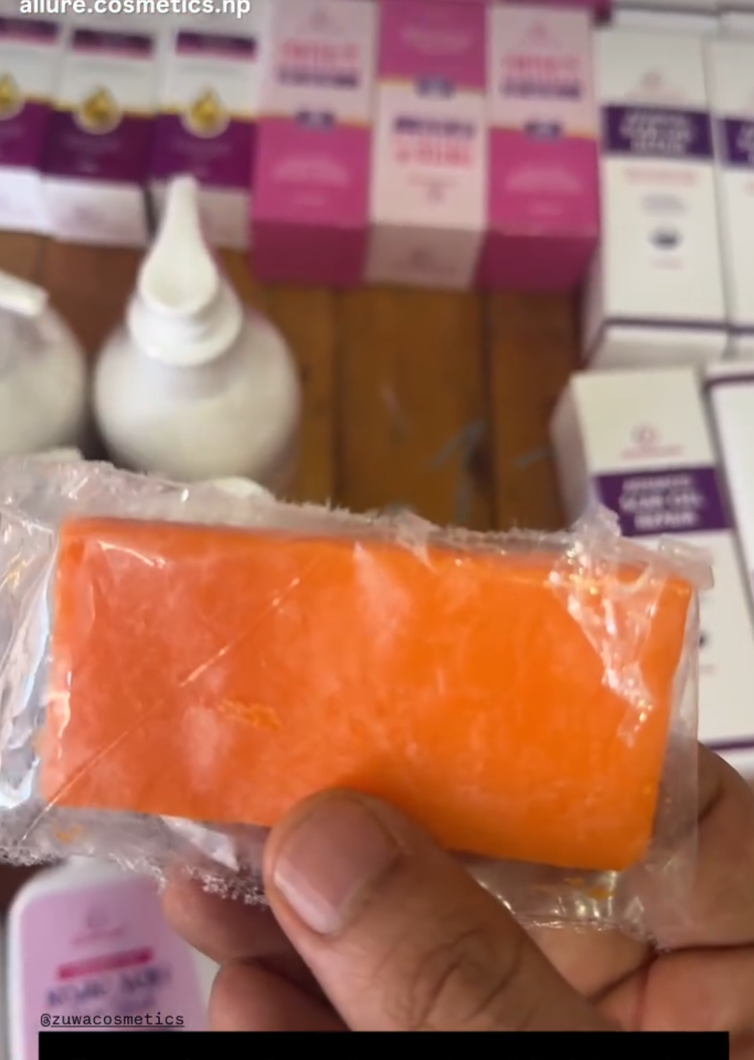 Available in Lazimpat FREE SAMPLE #freesamples #fyp #zuwacosmeticsproducts #kojicsoap #zuwacosmetics 