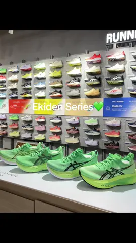 BURUANNNN SEBELUM KEHABISAN!!💚 📍ASICS The Park Semarang Biar bisa ketemu aku😋 #asics #Running #novablast5 #pelarikonten #fyp 