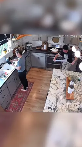 Funny couple prank#funnyvideos #prank#couple#foryou