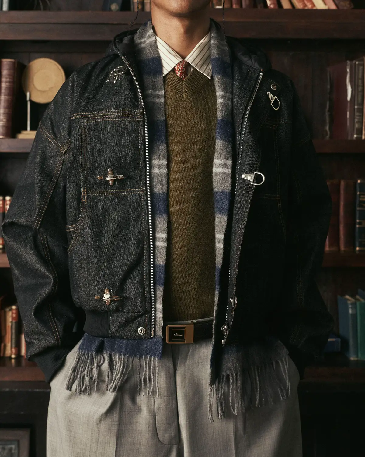 A closer look at the textures & details shot in Tokyo, Japan for our Black Friday 10 piece collection releasing online tomorrow  7pm AEDT 5pm JST Sign up to our email list to not miss out on drop day www.shinzobrand.com 📸 @stephcammarano @thatblueguy_ 