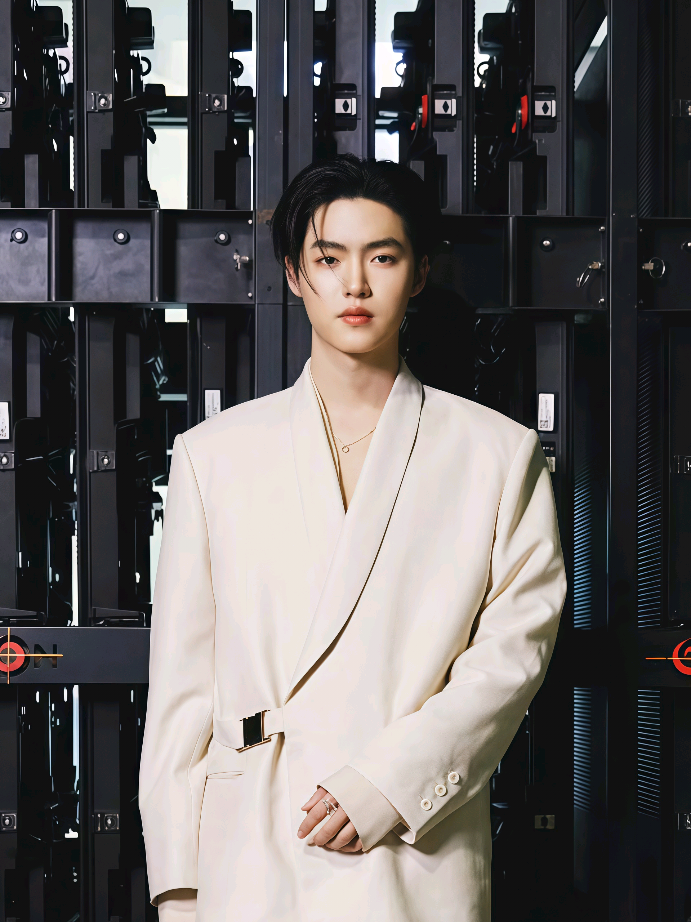 lagi trend  #mickmetas #lukemick #gmmtvboys #foryou 