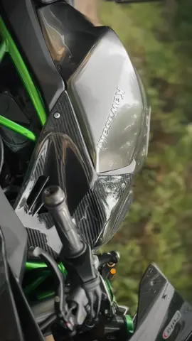 පොඩි තැනක ඉපදිලා ලොකු හීන පස්සෙ යන තනි මනුස්සයෙක් මම✊🥀❤️ #aj16 #highcapacitysrilanka🇱🇰 #slbikers🇱🇰 #kawasakininjah2 #viralditiktok🔥 @Aj16 @Kawasaki USA 