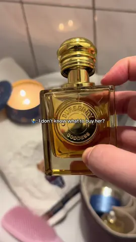 It’s so simple ✨🎀 @Charlotte Tilbury @Gisou @Clarins Official @Sol de Janeiro @Saie @Armani beauty @Huda Beauty @rhode skin #christmaswishlist #christmaspresents #giftguide #zatebestrana 