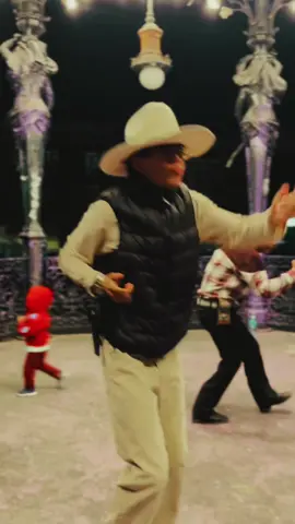 #gdl🇲🇽 #esenciatapatia #paratiiiiiiiiiiiiiiiiiiiiiiiiiiiiiii #conte #baile 