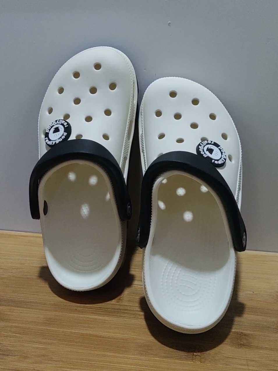 BEAUTY COMFY LIGHTWEIGHT #clogs #sandals #unisexclogs #unisexsandals 