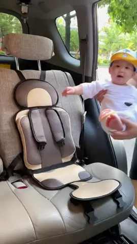 Ghế Ngồi Ô Tô Cho Bé Đai An Toàn Ngồi Ô tô Cho Bé phù hợp với bé từ 0-12 tuổi