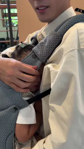 kesayangannya papa dehon lagi tidur 🩷🩷#daehon 