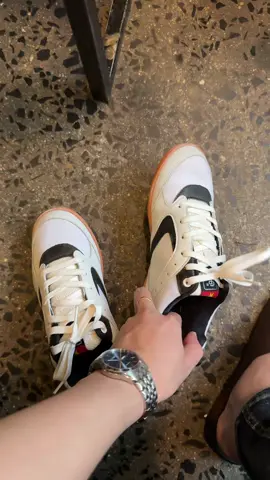 Giày cầu lông nam thiết kế hiện đại ôm chân #sinhnathan #giaynam #giaythethaonam 