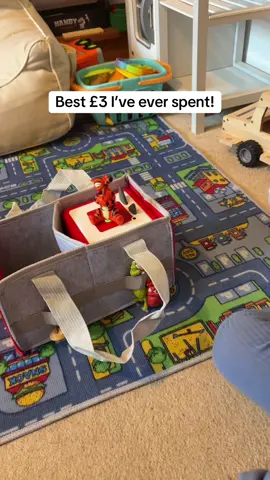 No more standing on Tonies that you find on the floor all over your house! There is a Tonie Box handbag and it’s absolutely genius! #toniestorage #toystorage #toyorganisation #giftideas #tiktokmademebuyit 