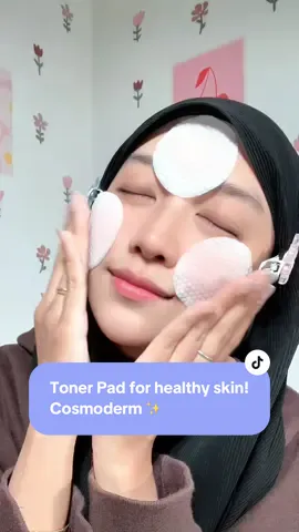 Seriuslah… kapas korang yang glowing dulu, bukan kulit korang 😭 Trust me, your cotton pad mungkin tengah ‘minum’ toner tu dulu 😩 Nasib baik I jumpa Cosmoderm Clear Pad 💚. smarter way to glow tanpa membazir any skincare after this. 💧 2% BioPeel™ with BB Biont Peptide + BHA → bantu clear blackheads, smooth uneven texture & control acne 	•	ready-to-use pad = tak payah tuang toner lagi 🫶🏻 And don’t forget SPF babes! ☀️ Cosmoderm Glow-C UV Shield helps protect dari blue light & UV dengan Vitamin C . kulit tak kusam walau tengah hustle 💻💛 Thank you @Cosmoderm cuz u save my LIFE ✨ . #healthyskin #CosmodermClearPad #aestheticstrength