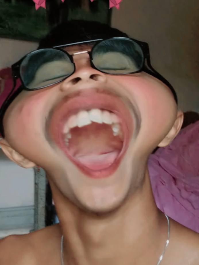 ඉහි හ්ම් හ්ම් හහ 😂💔 . . #thizzzzzz😻🌍 #srilankan_tik_tok🇱🇰 #ti̇ktok #goviral #CapCut 