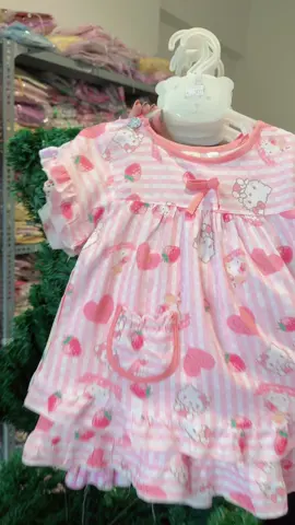 Màu xinh mới về mom ơi