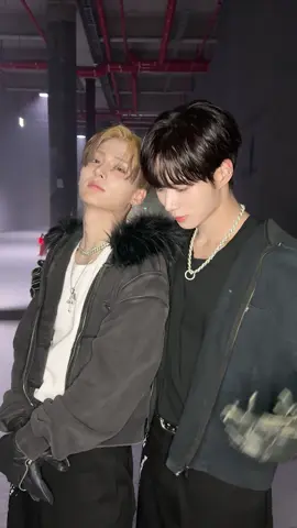 Everybody put your hands up  #ALPHADRIVEONE #JUNSEO #SANGWON #FORMULA #ALPHADRIVEONE_FORMULA