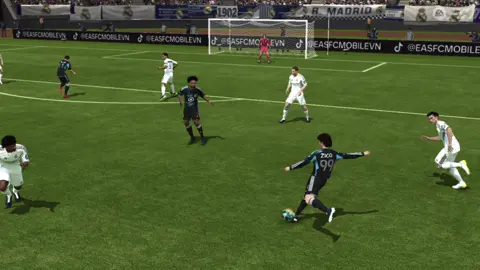 🤷🏻🤷🏻#help #xuhuong #xhtiktok #nhasangtaofcmobilevn #fcmobilevn @FC Online Vietnam 