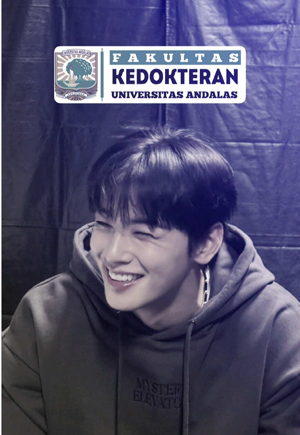 anak kedokteran numpang lewat  #chaeunwoo #kedokteran #unand #fyp #trend 