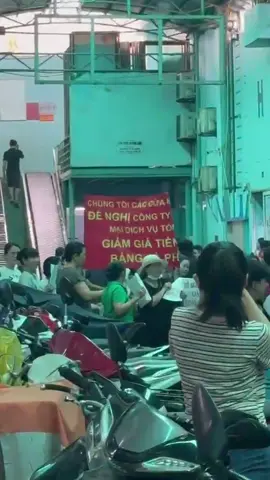 Chợ thuốc tây quận 10 TPHCM tăng giá thuê mặt bằng 300% . Tiểu thương khóc ròng #xuhuong #quan10 #tphcm #tiktokvietnam